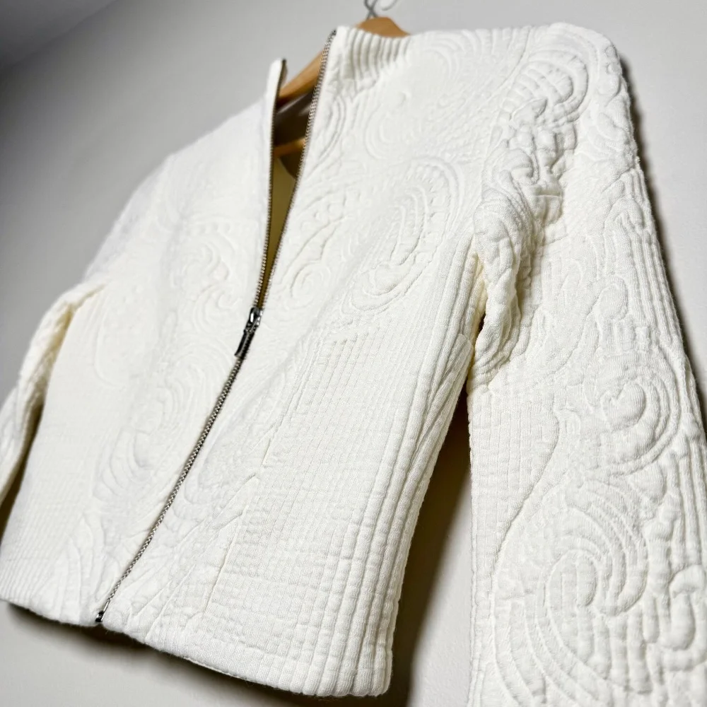 Nicholas Textured Long-Sleeved Ecru White Point Waist Crop Top Sz 2 US